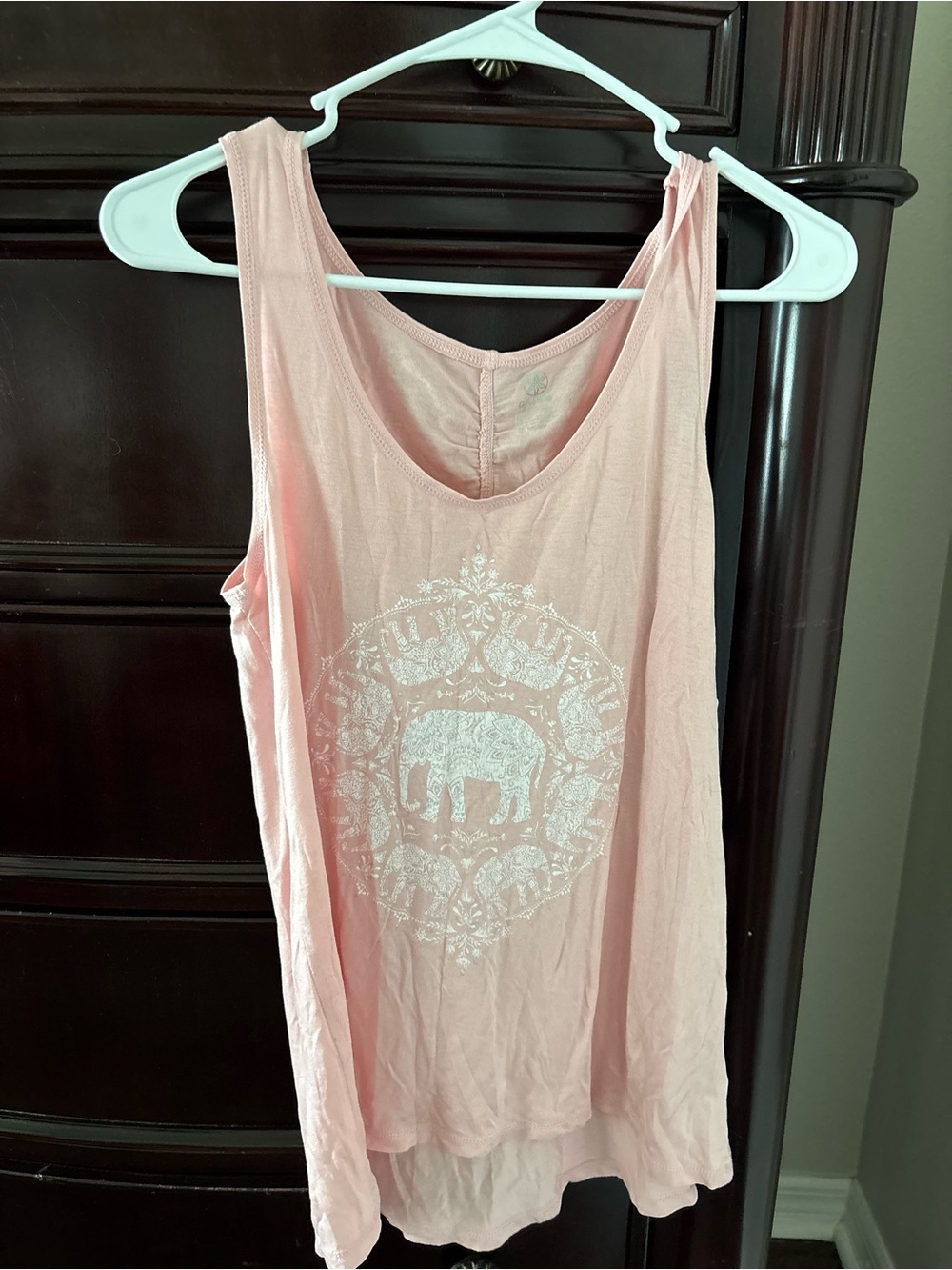GAIAM Pale Pink Elephant Graphic Tank Top